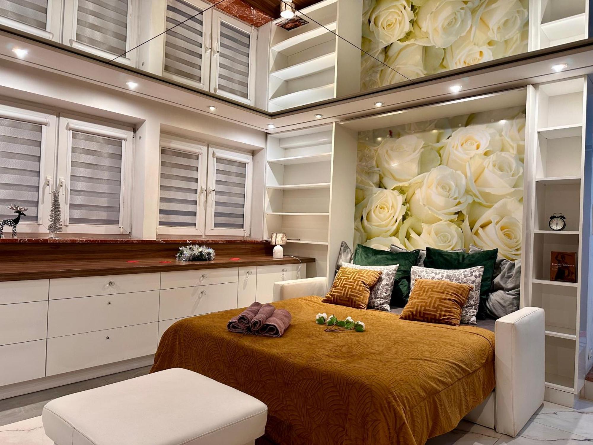 Deluxury Mirror Apartament Centrum Βαρσοβία Εξωτερικό φωτογραφία