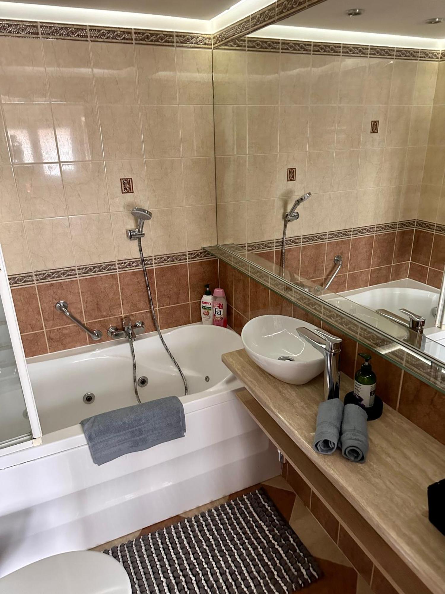Deluxury Mirror Apartament Centrum Βαρσοβία Εξωτερικό φωτογραφία