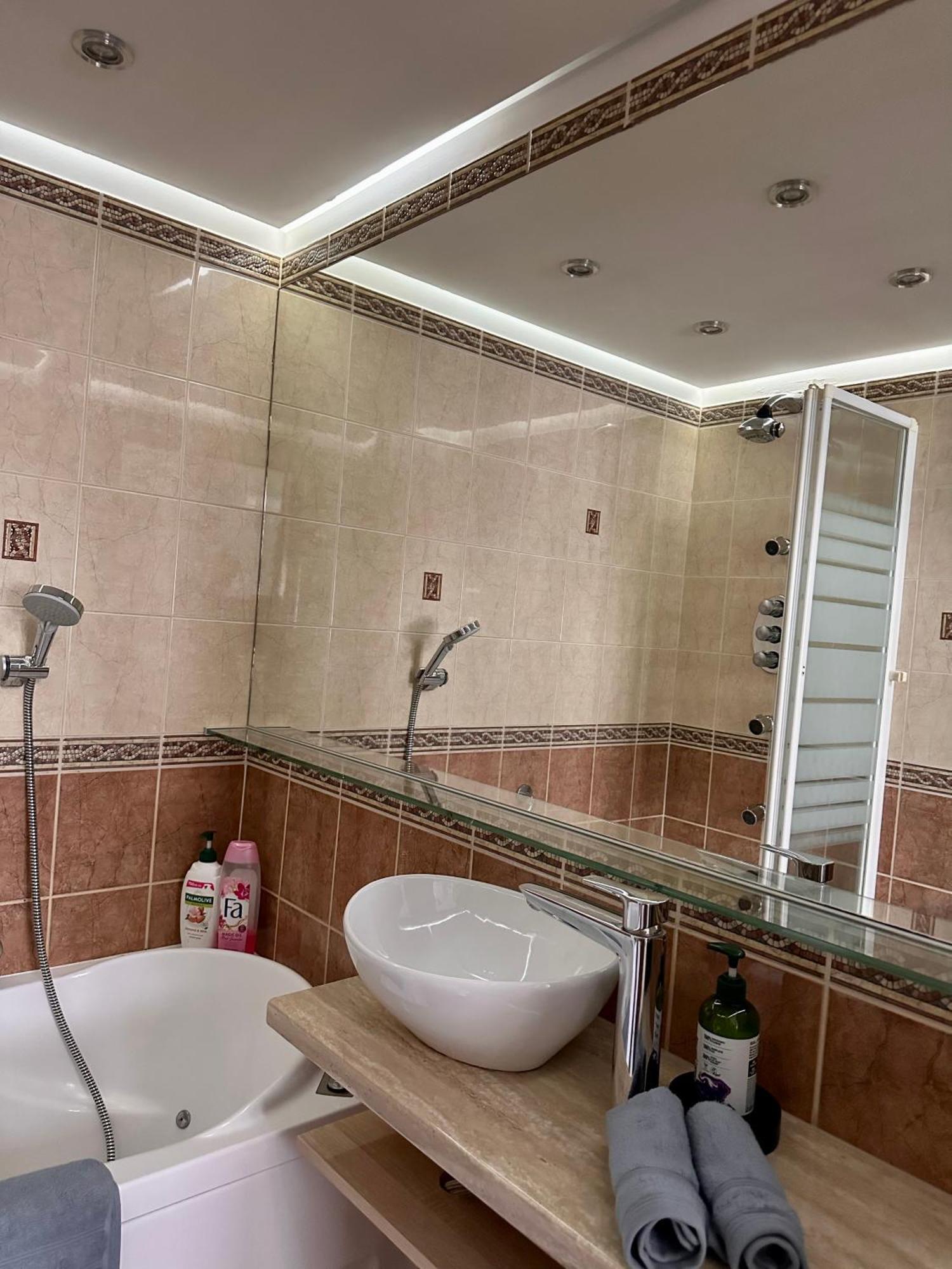 Deluxury Mirror Apartament Centrum Βαρσοβία Εξωτερικό φωτογραφία