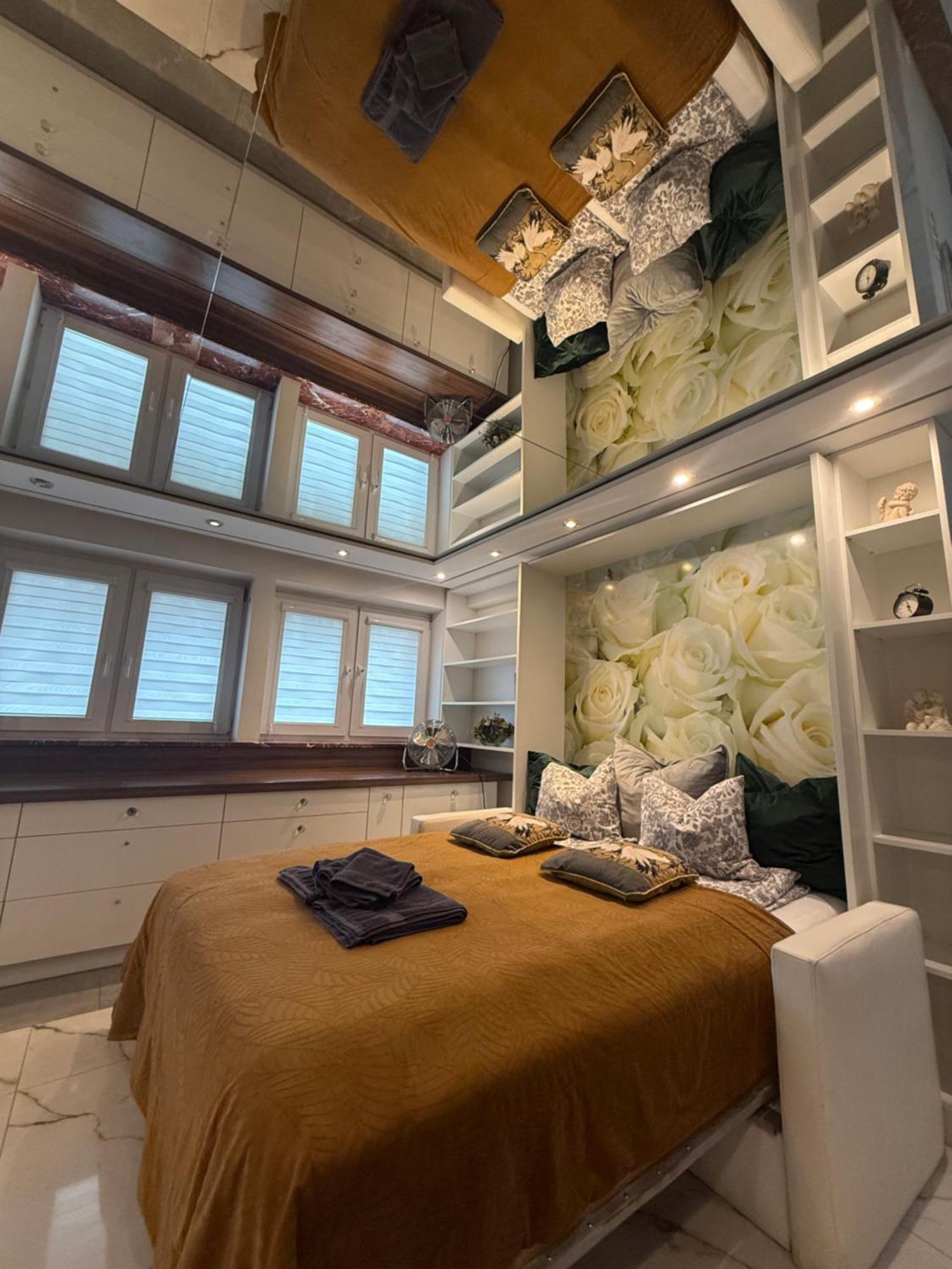 Deluxury Mirror Apartament Centrum Βαρσοβία Εξωτερικό φωτογραφία